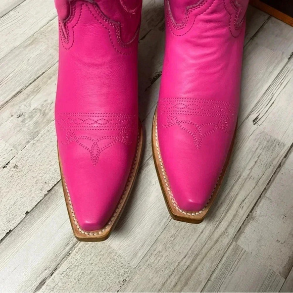 Z5138 Corral Hot Pink Embroidered Snip Toe Western Boot Size 9 New In Box - Picture 7 of 11